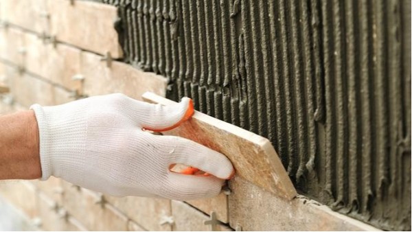 昆明瓷磚膠廠家告訴您，為什么建議你選用瓷磚膠